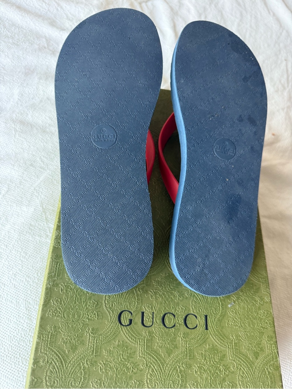 Gucci Navy Footbed with Red Strap Logo Flip Flops - Picture 4 of 4